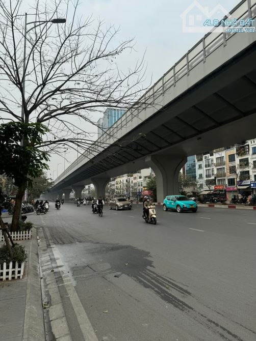 Cần bán gấp mảnh đất gần phố Đại La, Hai Bà Trưng 144m x C4,MT 7.2m