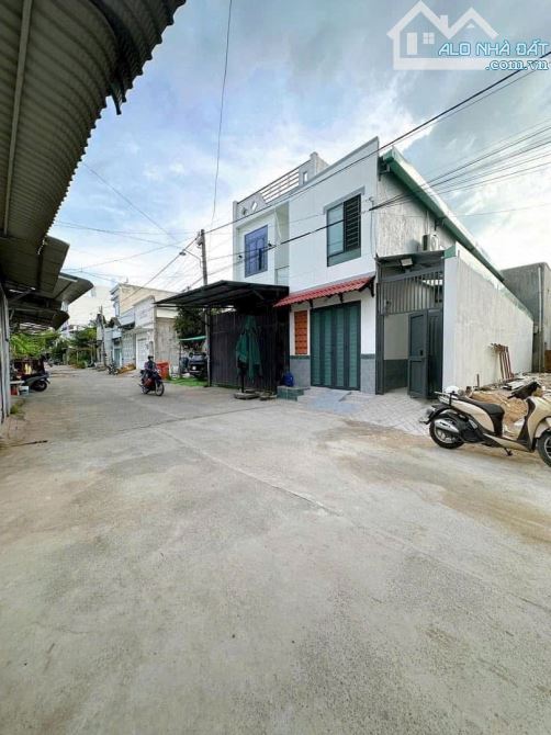Bán 160m2 đất mặt tiền Tạ Thị Phi ( gần BV Nhi , ĐH FPT)
