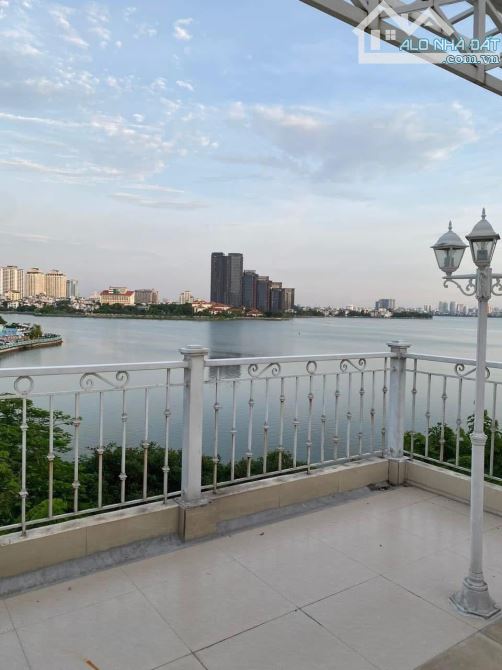 SIÊU PHẨM TÂY HỒ 16,9 TỶ- 55M* 12M 6T THANG MÁY- CÁCH PHỐ 10M- VIEW HỒ- NGÕ THÔNG