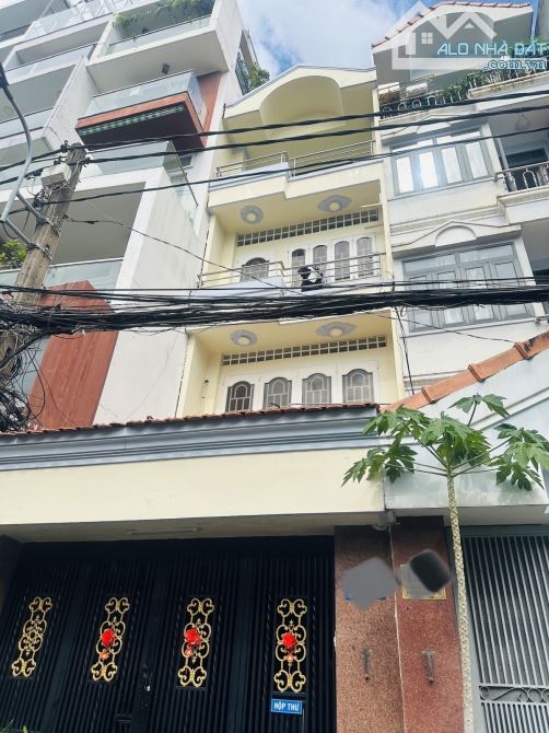Ngay Siêu Thị Satra Cầu vượt 3 tháng 2. Q10. 60m2. 4 tầng mới đẹp. 4Pn. ST. Giá 14.3 tỷ - 1