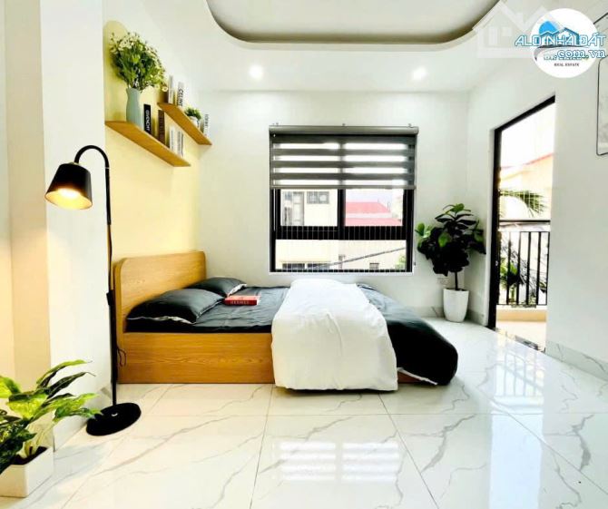 Bán gấp tòa Căn Hộ Dịch Vụ đường Mỹ Đình 108m2, 2 thoáng, gara ôtô, DT 160 triệu giá 28 tỷ - 1
