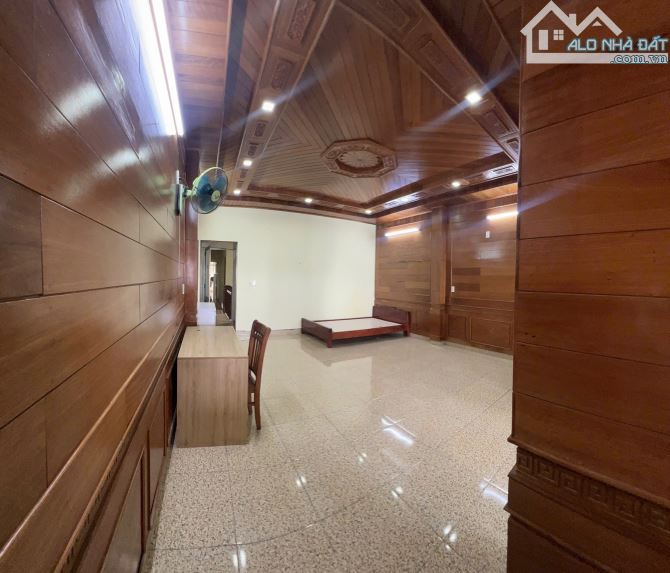 HÀNG ĐẦU TƯ TOÀ CĂN HỘ 3 TẦNG HUY CẬN, DIỆN TÍCH KHỦNG 143M2, DÒNG TIỀN ỔN ĐỊNH QUANH NĂM - 1