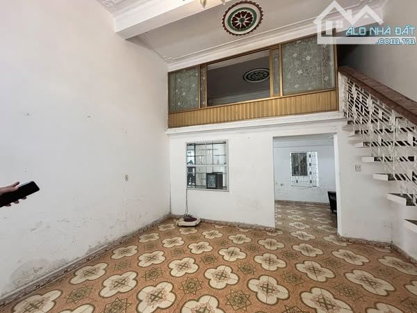 BÁN  NHÀ 2 TẦNG mặt tiền 6m NHÀ NỞ HẬU MẶT ĐƯỜNG VẠN KIẾP, THƯỢNG LÝ ,HỒNG BÀNG - 1