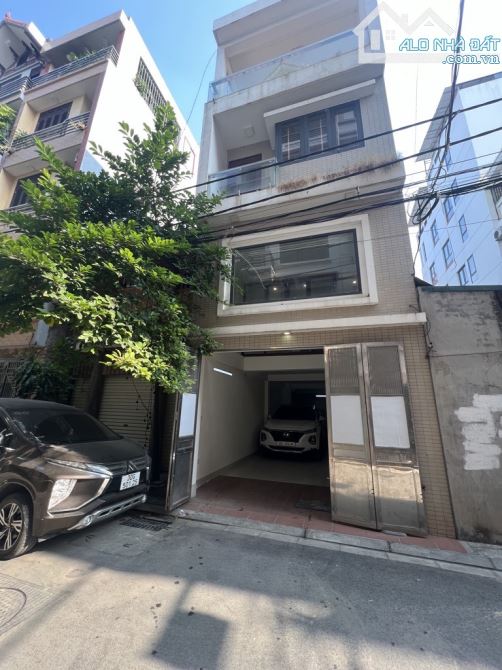 Bán gấp nhà Vũ Xuân Thiều,Long Biên, phân lô quân đội, đường ô tô tránh, gara ô tô. Dt 58m - 1