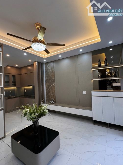 BÁN NHÀ MỚI TINH – PHỐ XUÂN LA, 35M², 5 TẦNG, NGÕ THÔNG, CHỈ 8.05 TỶ - 1