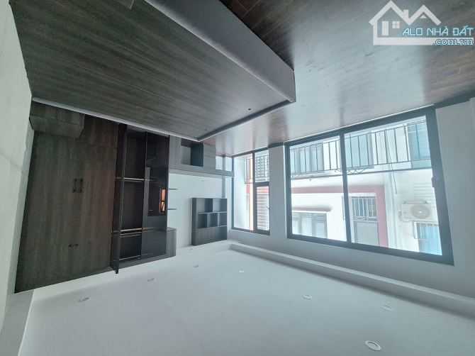 BÁN 6 TẦNG - THANG MÁY - 10M RA PHỐ - NHÀ MỚI TINH CHƯA BÓC TEM - MẶT TIỀN TO - Ô TÔ N - 1