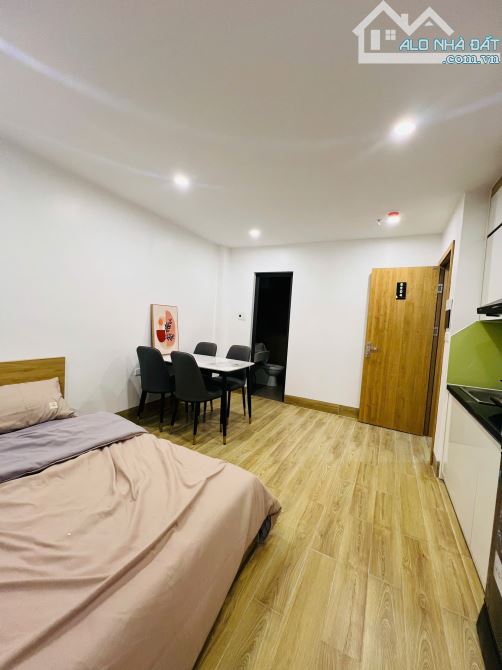 Siêu tòa CCMN cổng trường Đại học Y Hà Nội 86m2*7T MT6m thang máy 23p 2 thoáng 1.7 tỷ/năm - 1