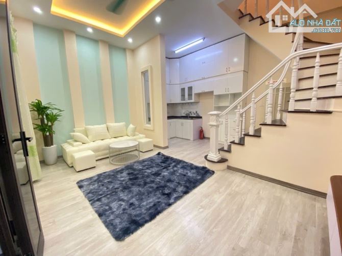 Bán nhà lô góc phố Bà Triệu 45m 4 tầng 3 phòng ngủ, gần phố, gần vincom vị trí VIP - 1