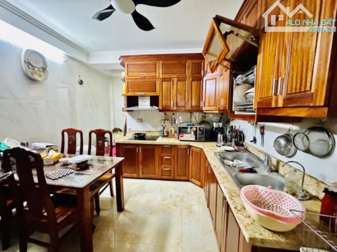 Mặt phố, Phân lô, Hồng Hà, Ba Đình. 60m2, 5 tầng, kinh doanh, giá 18.8 tỷ - 1