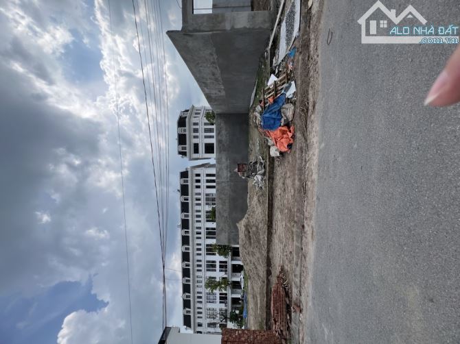 Bán lô đất Louis KĐT mới Hoàng Mai 1000m2 MT 25m Giá 90 tỷ - 2