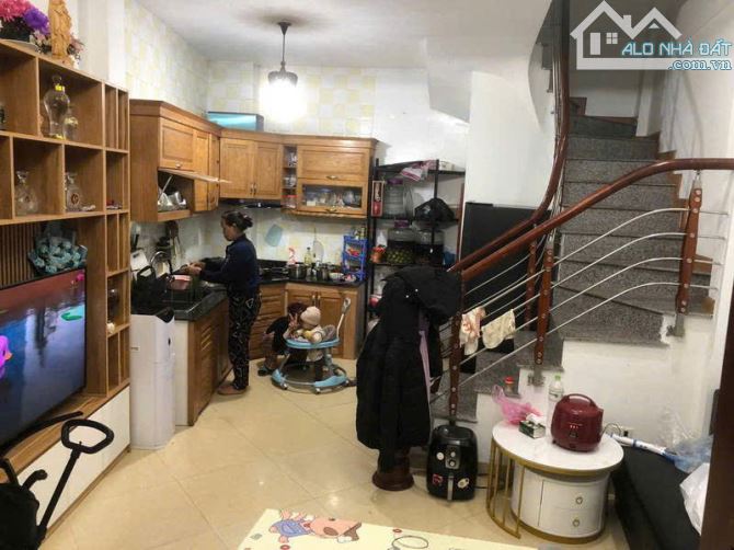 🌹BÁN NHÀ NGỌC THUỴ ĐẸP Ở NGAY- DT M1m -5 TẦNG -MT3,5m -TIỆN ÍCH NGẬP TRÀN - 2