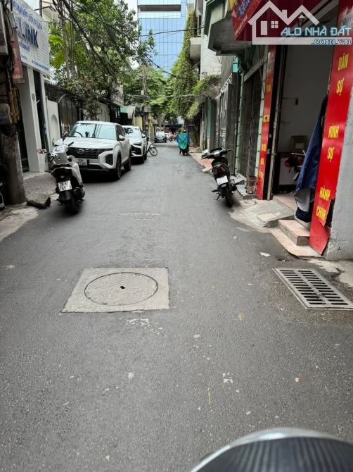 Xây mới 7 tầng, ngõ vip 117 Thái Hà, oto đỗ gần, ngõ rộng, thang máy, sổ 36m2. Giá 11.2 tỷ - 2