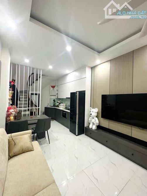 6 TỶ CÓ NHÀ KIM MÃ - 29M², 4T, MT 3.3M - NGÕ TO, THÔNG, GẦN PHỐ - FULL NỘI THẤT- Ở NGAY - 2