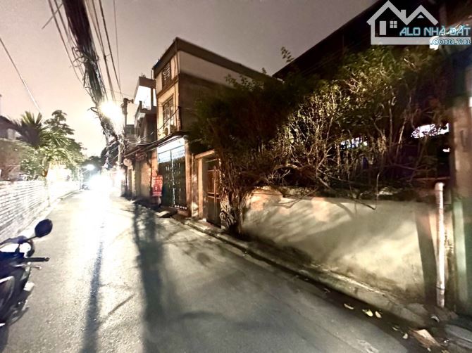 BÁN ĐẤT TẶNG NHÀ 2 TẦNG CŨ MẶT ĐƯỜNG 5M OTO THÔNG MIPEC-HỒNG TIẾN HƠN 7TỶ 65M2 - 2