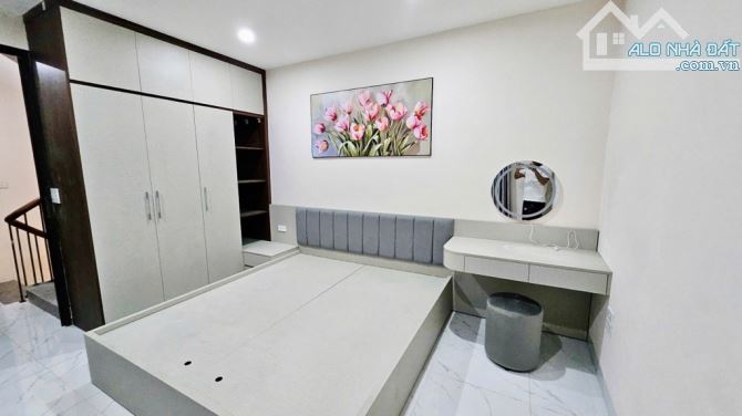 BÁN NHÀ CỰC HIẾM –MỸ ĐÌNH, 42m2 NHÀ LÔ GÓC, RẤT GẦN Ô TÔ, chỉ 8 tỷ. - 2