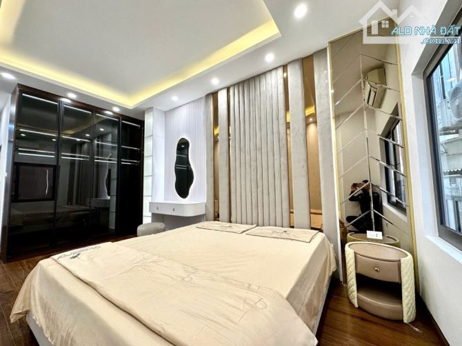 Bán nhanh nhà 6 tầng x 30 m2 KHƯƠNG TRUNG - THANH XUÂN chỉ 6,x tỷ(SIÊU PHẨM LUXURY ) - 2