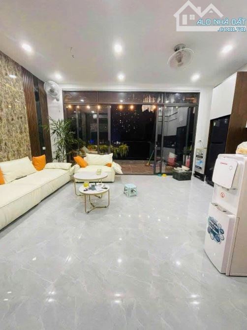 Bán nhà Mỗ Lao – Lô góc 7 tầng full thang máy – Mặt tiền đẳng cấp 6.2m – Giá chỉ 1x tỷ! - 2