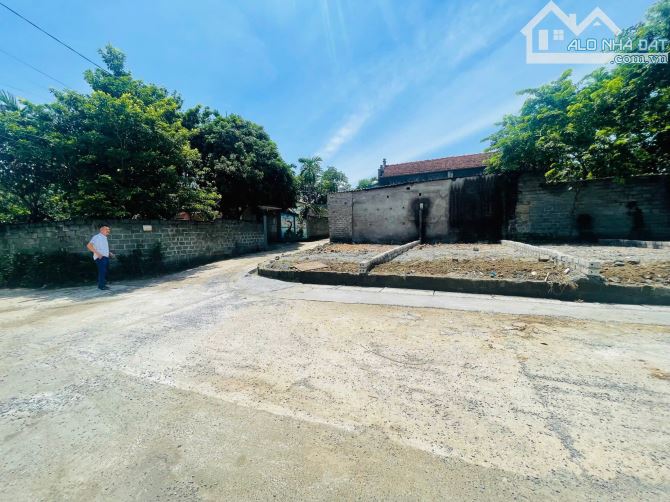 Bán đất Đông Sơn,oto tránh,kinh doanh tốt - 2