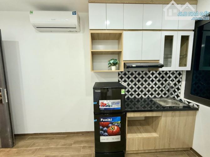 Siêu phẩm nhà dòng tiền phố Quan Hoa  DT 65  m2 x 6  tầng, mt 4  m  Giá 17.7 tỷ - 2