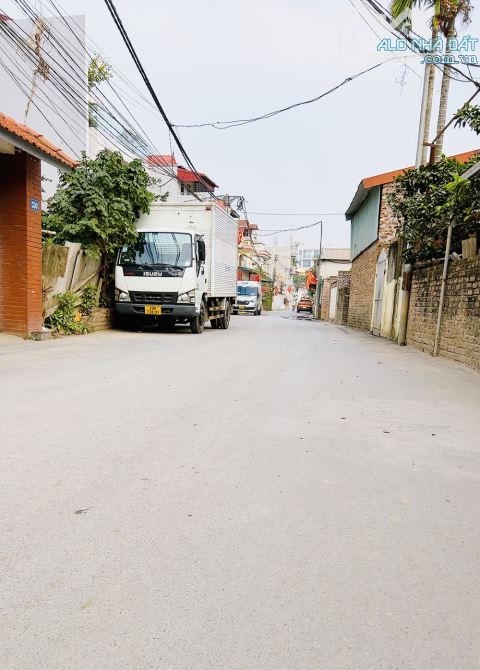 Hoa Hậu Phân Lô ô tô tránh view hồ điều hoà Võng La 150m zá đầu tư - 2