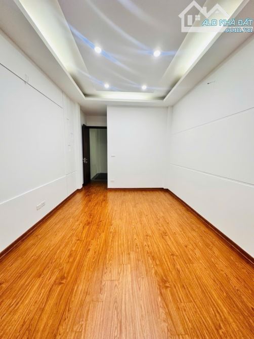 Bán NHÀ XUÂN THỦY, 38m2, Ngõ rộng, 38m2 x 5 tầng, Giá chỉ hơn 7 tỷ. - 2