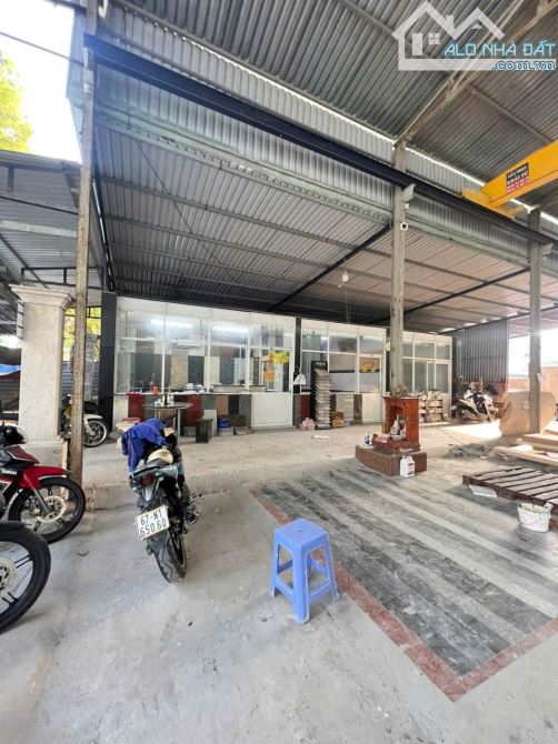 CHO THUÊ XƯỞNG PHÚ MỸ – THỦ DẦU MỘT – BÌNH DƯƠNG Tổng diện tích đất: 1.330m² Giá thuê: 50 - 2