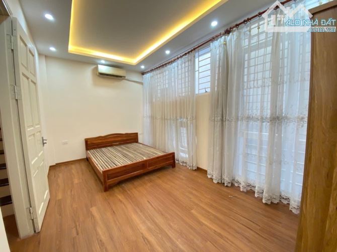 Bán nhà lô góc phố Bà Triệu 45m 4 tầng 3 phòng ngủ, gần phố, gần vincom vị trí VIP - 2