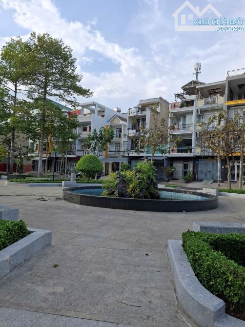 Bán nhà mặt tiền đường 54 p.10 Quận 6 View Vườn Hoa giá 13 tỷ - 3