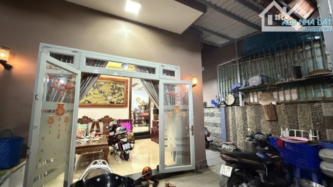 Huỳnh Văn Nghệ -  3 TẦNG - HẺM 5M QUAY ĐẦU - HOÀN CÔNG ĐẦY ĐỦ - NỞ HẬU - 3