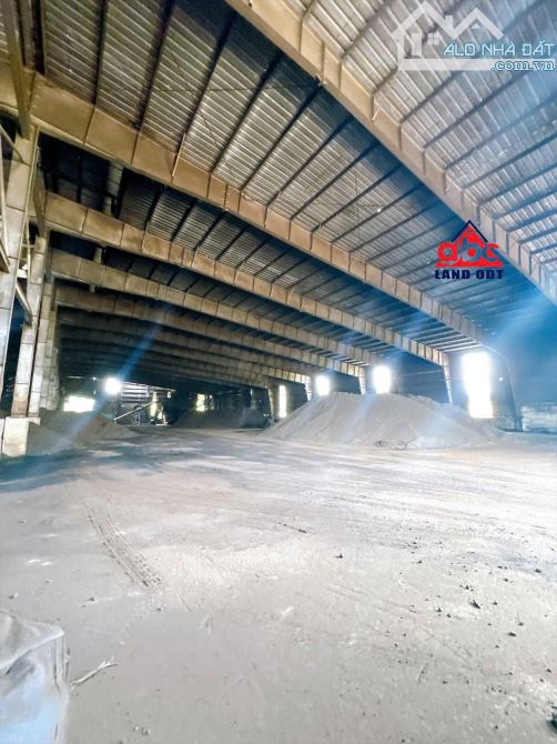 X033 Bán xưởng sản xuất CN nặng với tổng diện tích khuôn viên lên tới gần 3Ha Gần Võ Nguyễ - 3