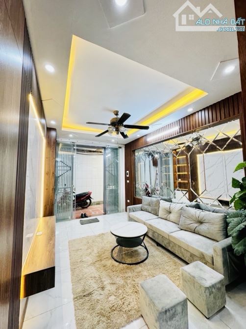 BÁN NHÀ NGUYỄN VIẾT XUÂN - LÔ GÓC - 3 MẶT THOÁNG - NGÕ THÔNG - Ô TÔ TRÁNH - MẶT TIỀN 5M - - 3