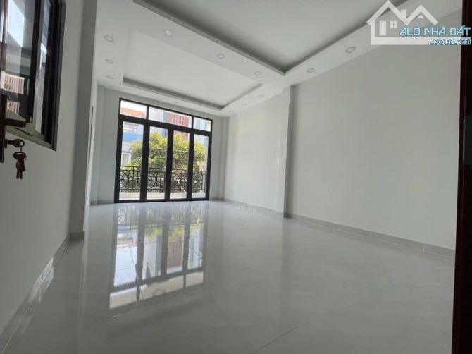 Bán Nhà Hẻm Xe Hơi Tạ Quang Bửu phường 3 quận 8. 116,5m2 - 3