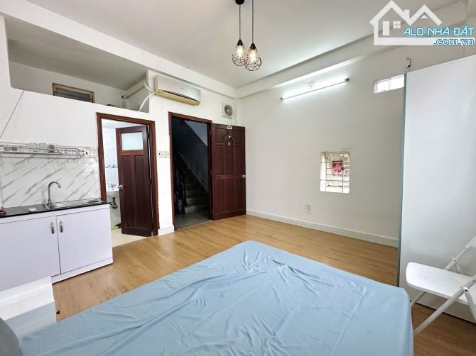 🏠 CHDV ĐỐI DIỆN BẾN XE MIỀN ĐÔNG - HẺM Ô TÔ - 63M² A4 - 6 PN, 6 WC - 8.95 TỶ💸 - 3