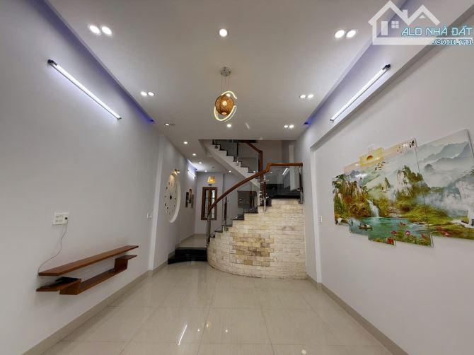 TRÊN 3 TỶ SỞ HỮU CĂN NHÀ ĐẸP MẶT TIỀN NGUYỄN THỊ YẾN, PHƯỜNG GHỀNH RÁNG - TP QUY NHƠN. - 3