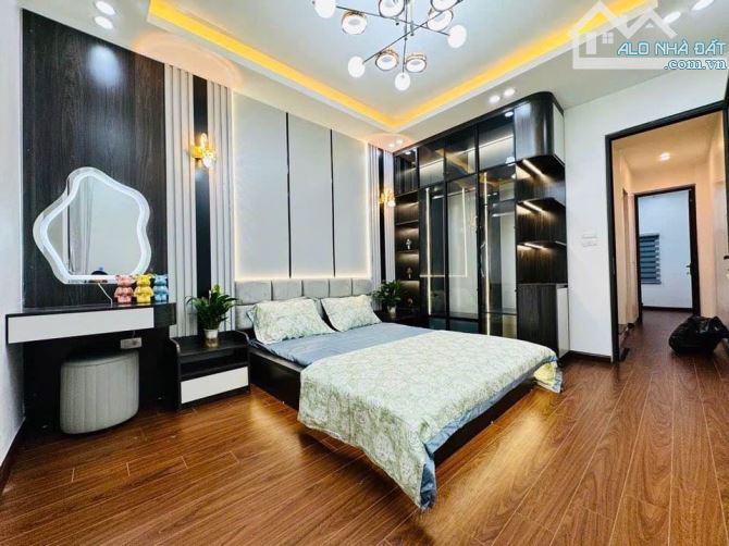 BÁN NHÀ MỚI 5 TẦNG X 30M2 PHỐ, NGÕ QUỲNH, HAI BÀ TRƯNG. GIÁ NHỈNH 6 TỶ. - 3