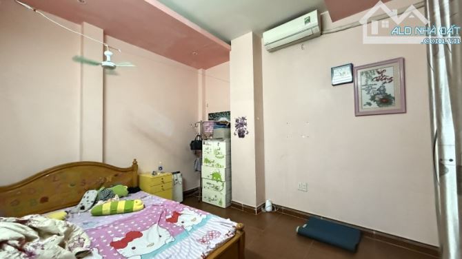 Huỳnh Văn Nghệ -  3 TẦNG - HẺM 5M QUAY ĐẦU - HOÀN CÔNG ĐẦY ĐỦ - NỞ HẬU - 4