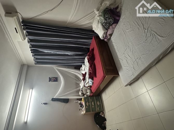 BÁN NHÀ NGÔ GIA TỰ .LONG BIÊN , Ô TÔ TRÁNH, 44M , 3 TẦNG DÂN XÂY , GIÁ 6 TỶ NHỈNH - 4