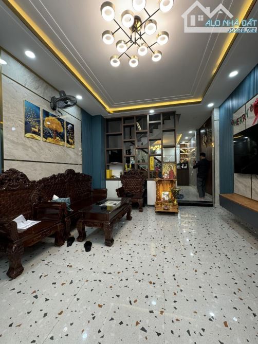 GÒ VẤP NGAY UBND PHƯỜNG 9, ĐƯỜNG SỐ 3 - 4 TẦNG 68M2, NHỈNH 8 TỶ - 4