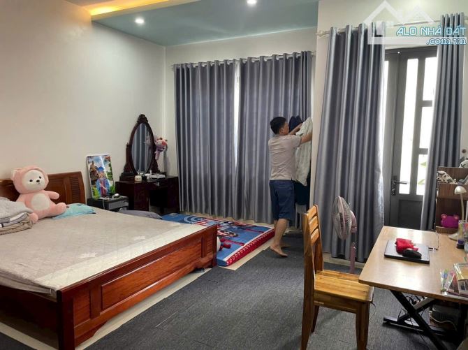 🍍Bán nhà dân xây độc lập 3 tầng ngõ 261 Trần Nguyên Hãn, Lê Chân, 63m2, giá 3,9 tỷ - 5