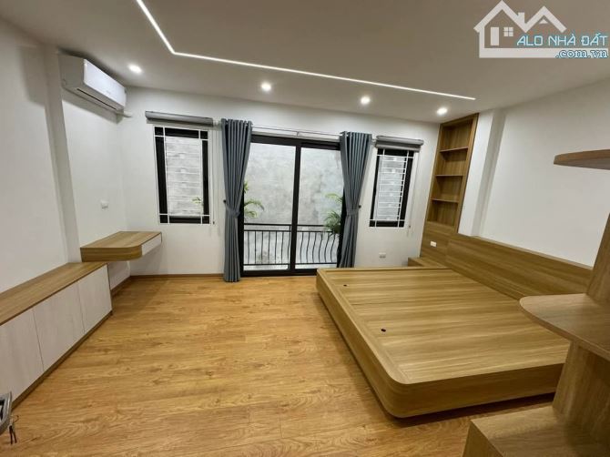 Xây mới 7 tầng, ngõ vip 117 Thái Hà, oto đỗ gần, ngõ rộng, thang máy, sổ 36m2. Giá 11.2 tỷ - 5