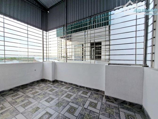 CCMN! Nhà 5 tầng, 7pn, dt:40m2 khu vực Xuân Phương, ở hoặc cho thuê, Giá 4 tỷ8 - 5