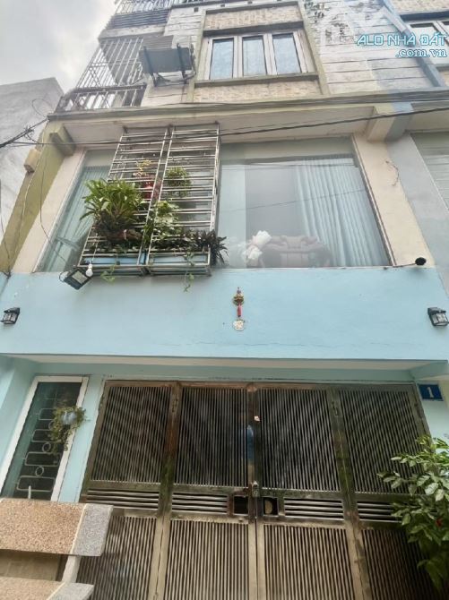 Bán nhà  Quang Trung yên nghĩa hà đông.  Diện tích 32m²,  4 tầng,  giá 5,65 tỷ - 5