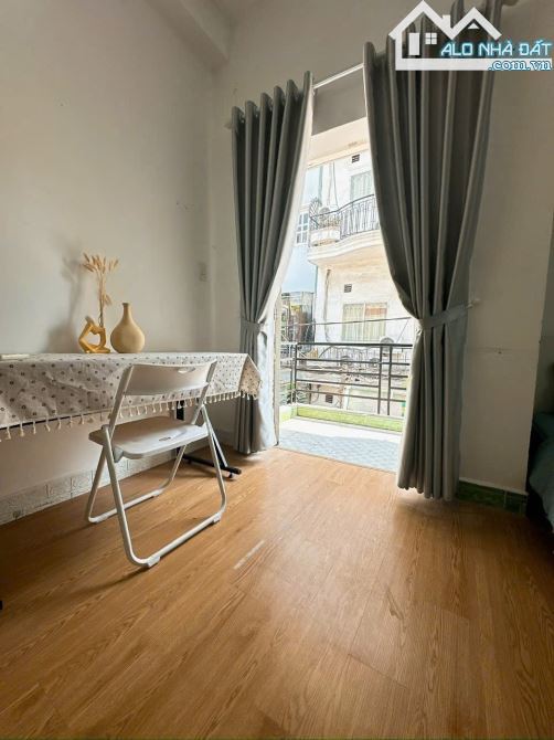 🏠 CHDV ĐỐI DIỆN BẾN XE MIỀN ĐÔNG - HẺM Ô TÔ - 63M² A4 - 6 PN, 6 WC - 8.95 TỶ💸 - 6