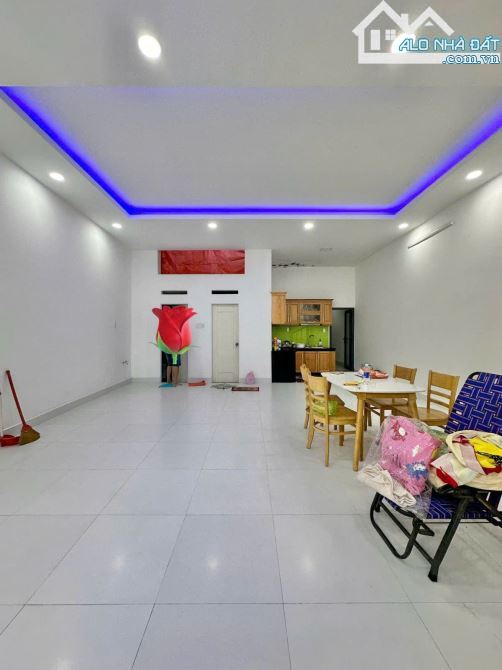 🏠 PHÚ NHUẬN - HXH - DIỆN TÍCH LỚN 134M² CÔNG NHẬN ĐỦ - NHÀ 2 TẦNG CÒN MỚI - 12 TỶ💸 - 6