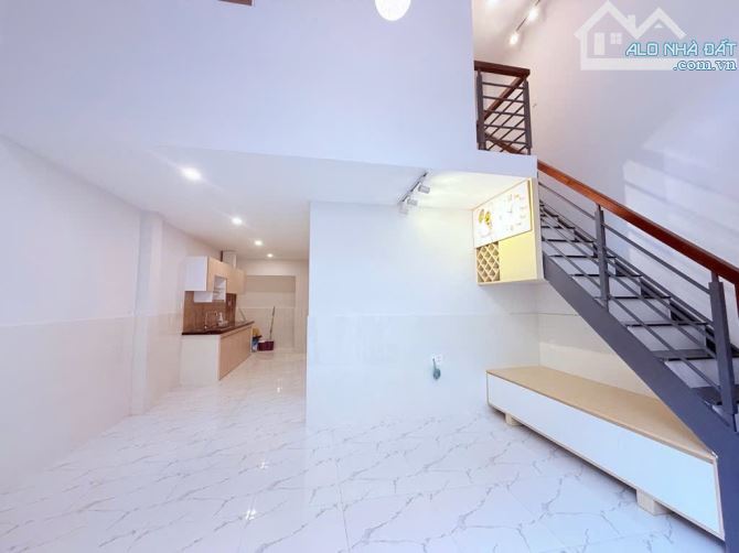 Nhà mới, sạch sẽ Huỳnh Tấn Phát 56,7m² - Ngang 5,3m, 2 tầng - Giá 4,9 tỷ, thương lượng sâu - 6