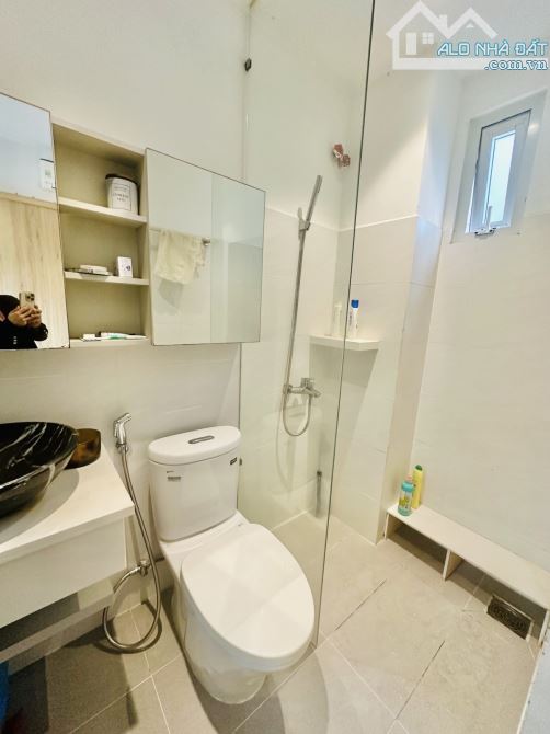 HXH 5M thông ra Lý Thường Kiệt. Q10. Nhà tư xây mới đẹp. 3PN. 3WC. Giá chỉ hơn 8 tỷ - 7