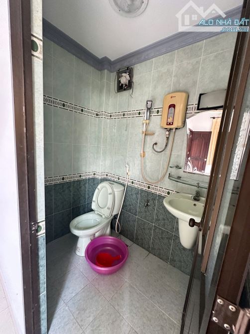 Bán căn góc 2 mặt tiền KDC Lê Bôi, 199m2, 1 trệt 1 lầu, 3 pn 3wc, SHR hoàn công đủ P7Q8 - 8