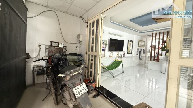 GẦN NGÃ TƯ GA🚀💥 56M2 ( 4,6 x 12 ) - 2 TẦNG - 2PN - BTCT - SỔ VUÔNG VỨC. - 8