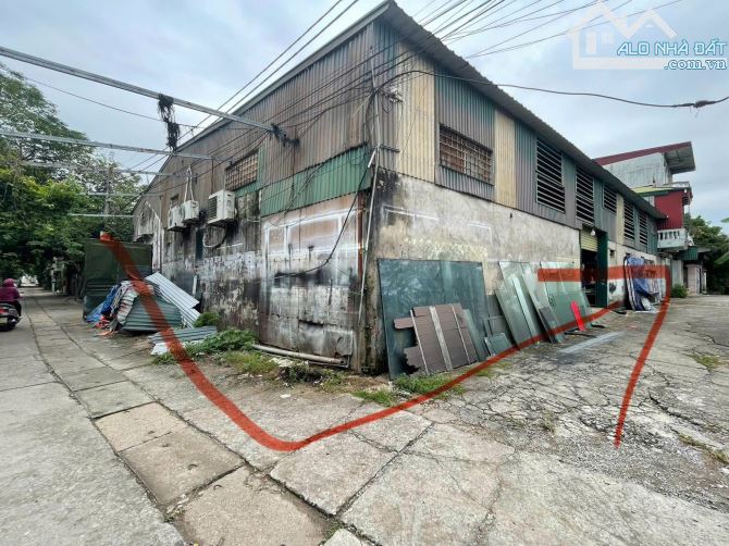 ĐẤT ĐẸP THUÝ LĨNH - ÔTÔ ĐỖ CỬA