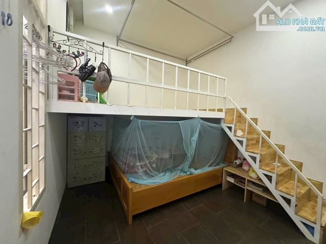 BÁN NHÀ MẶT TIỀN ĐỖ NHUẬN VỊ TRÍ ĐẸP GẦN HÀ HUY TẬP   Diện tích: 4x26m Thổ cư: 100%